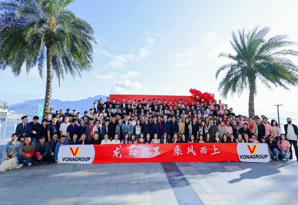 VONAGROUP company team
